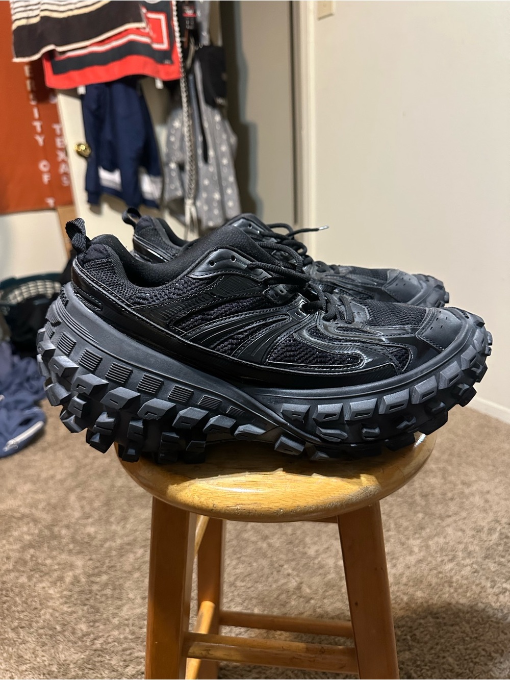 Vintage Balenciaga Defender “black” 2022 size 13